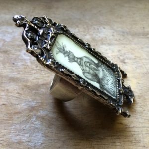 2ETN HOODED FALCON RING